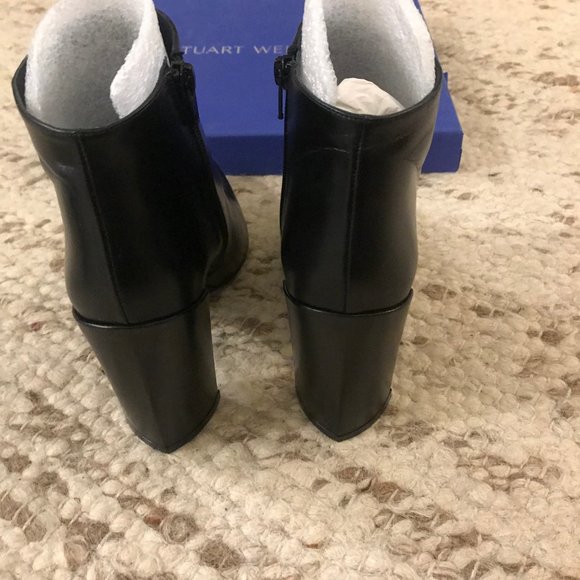 Stuart Weizman Pure Pointy Toe Bootie Black Size 8 - Picture 7 of 8